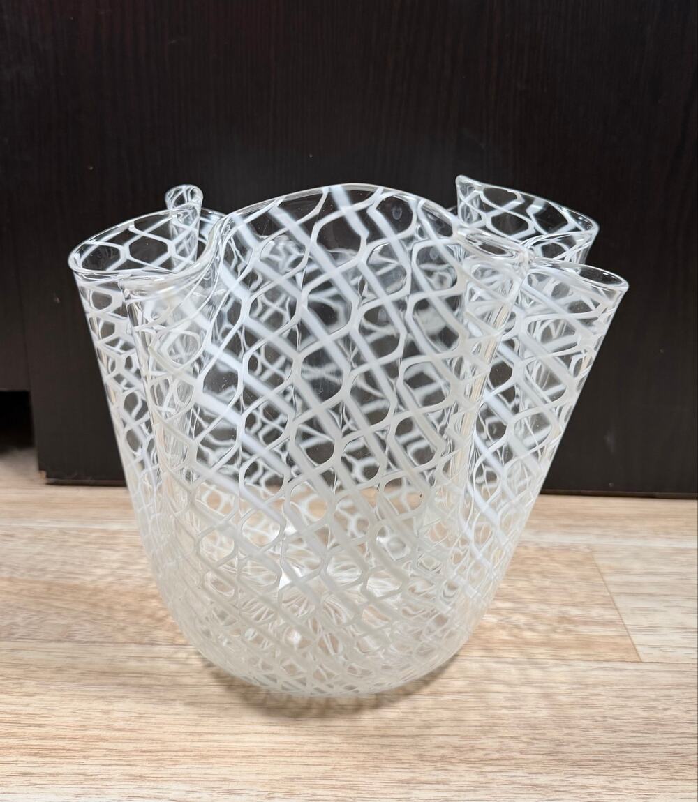 Fulvio Bianconi/Paolo Venini for Murano  Large Fazzoletto Art Glass Vase